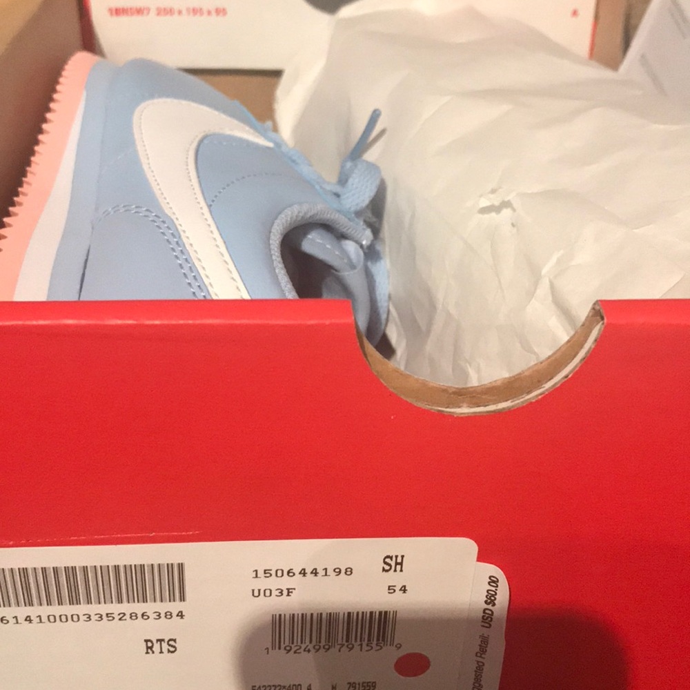 Sold ❌Kids Nike Cortez New with tags - Picture 3 of 4